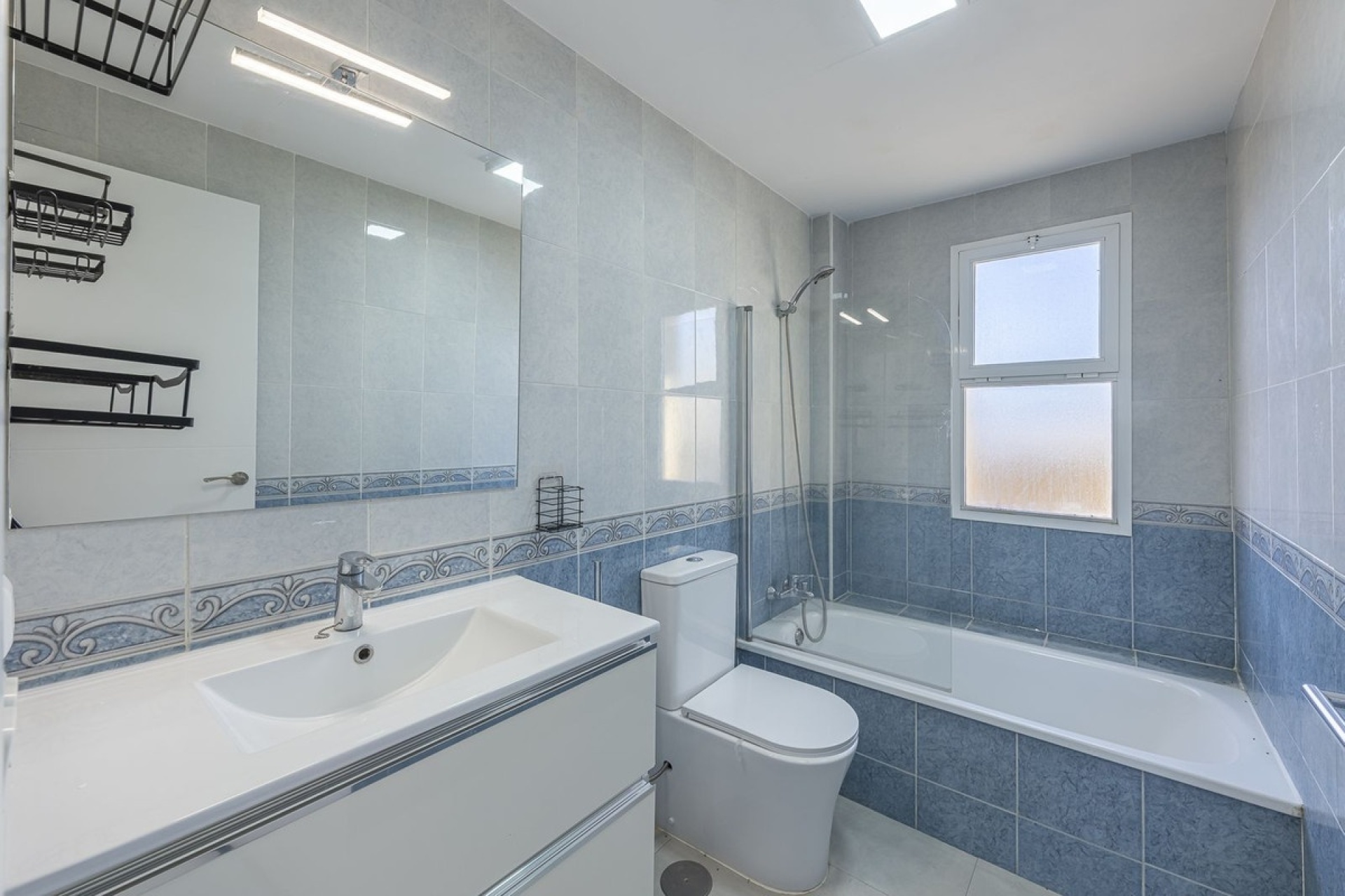 Resale - Town house - Estepona - Estepona Centro