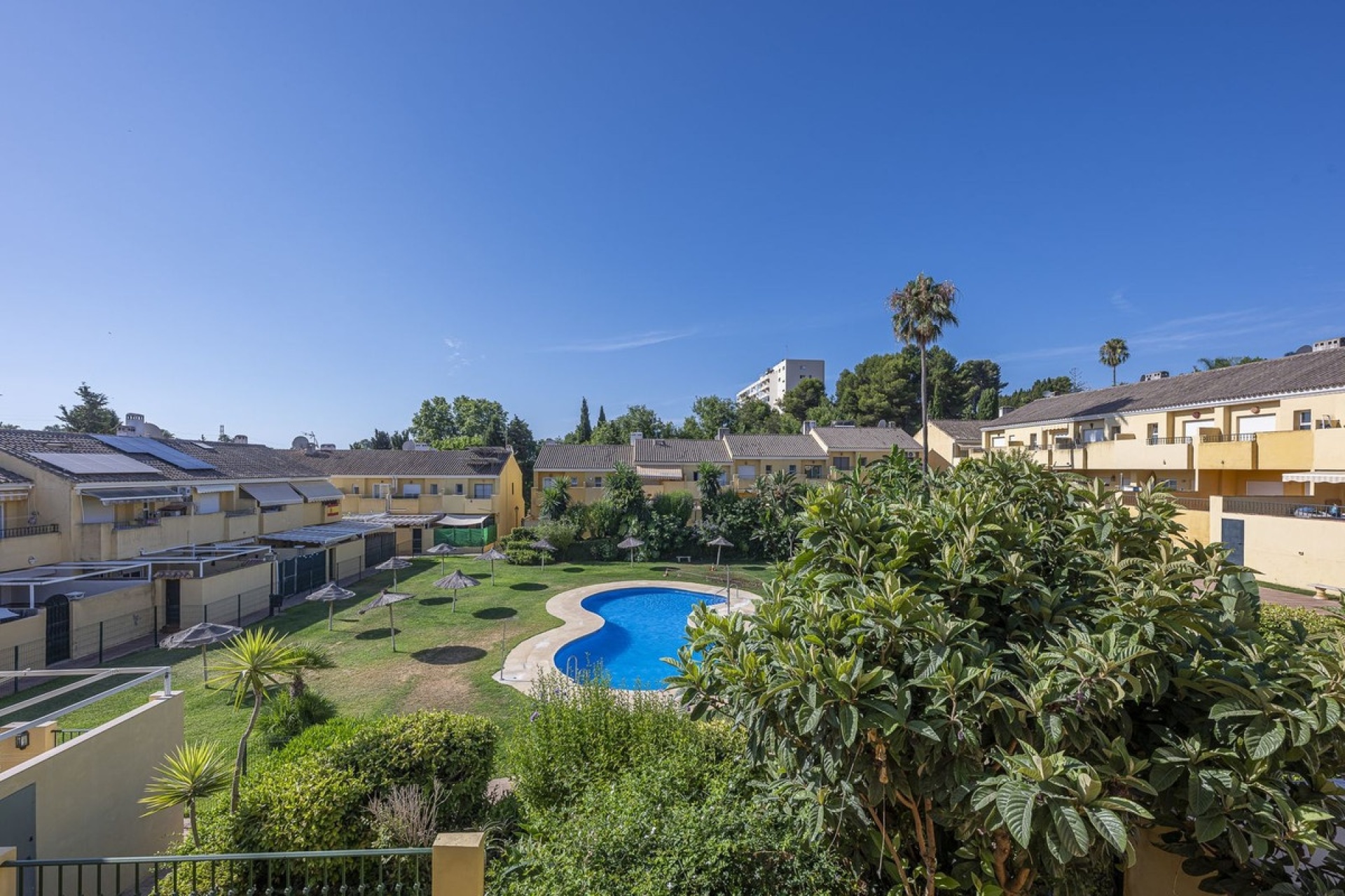 Resale - Town house - Estepona - Estepona Centro