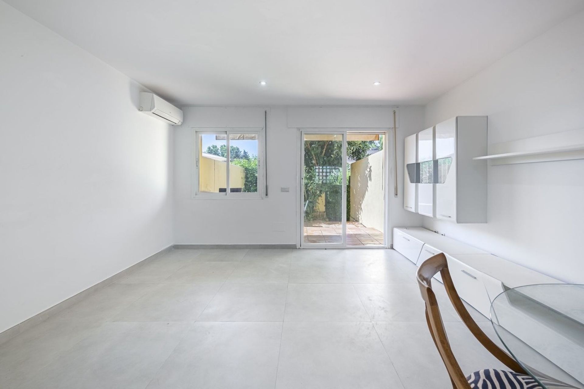 Resale - Town house - Estepona - Estepona Centro