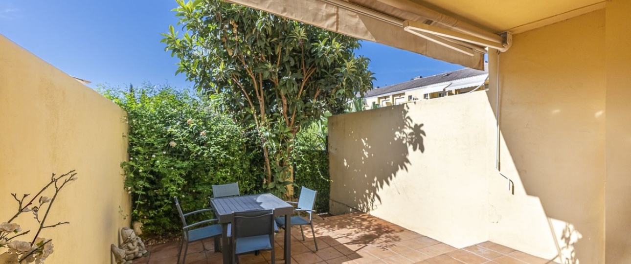 Resale - Town house - Estepona - Estepona Centro
