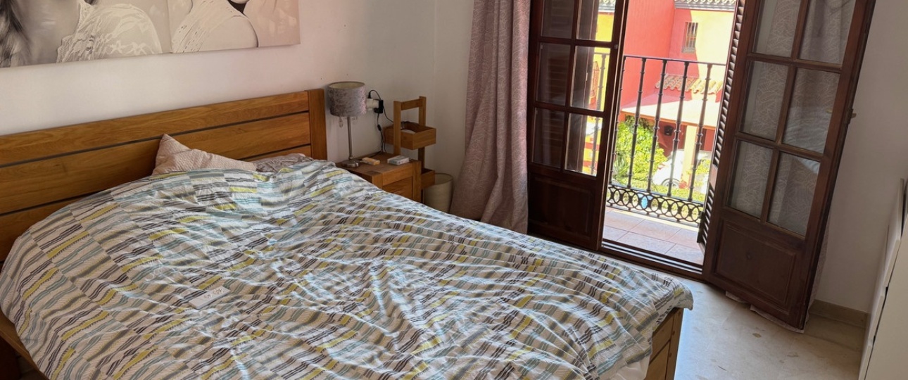 Resale - Town house - Estepona - Estepona Centro