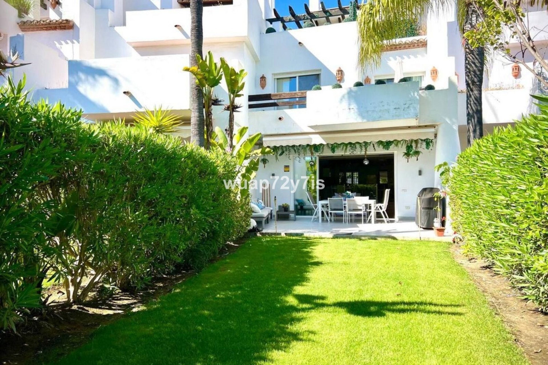 Resale - Town house - Estepona - Estepona Centro