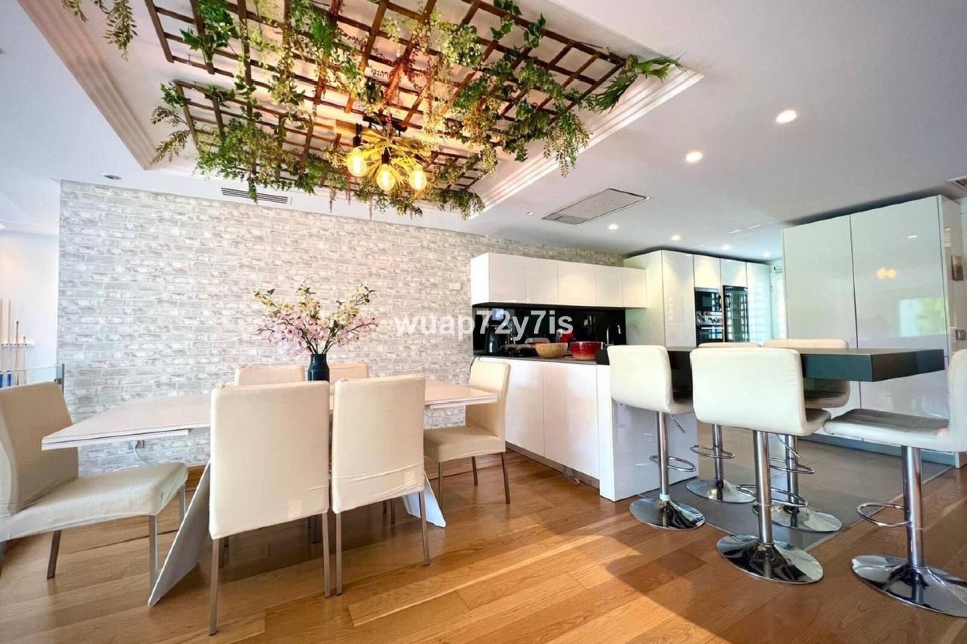 Resale - Town house - Estepona - Estepona Centro