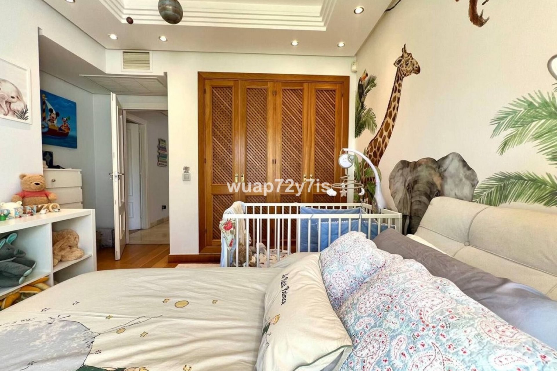 Resale - Town house - Estepona - Estepona Centro