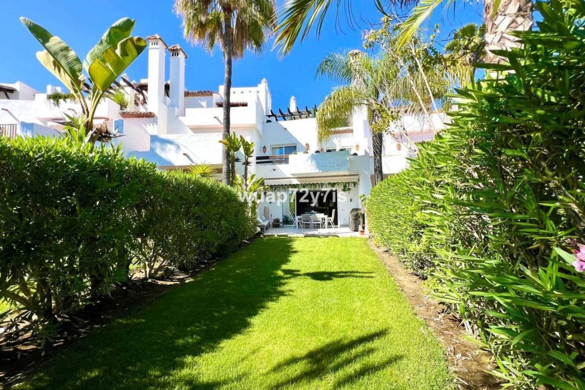 Resale - Town house - Estepona - Estepona Centro