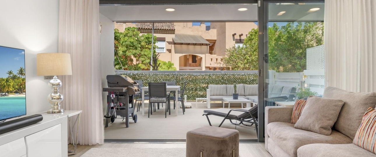 Resale - Town house - Estepona - Estepona Centro