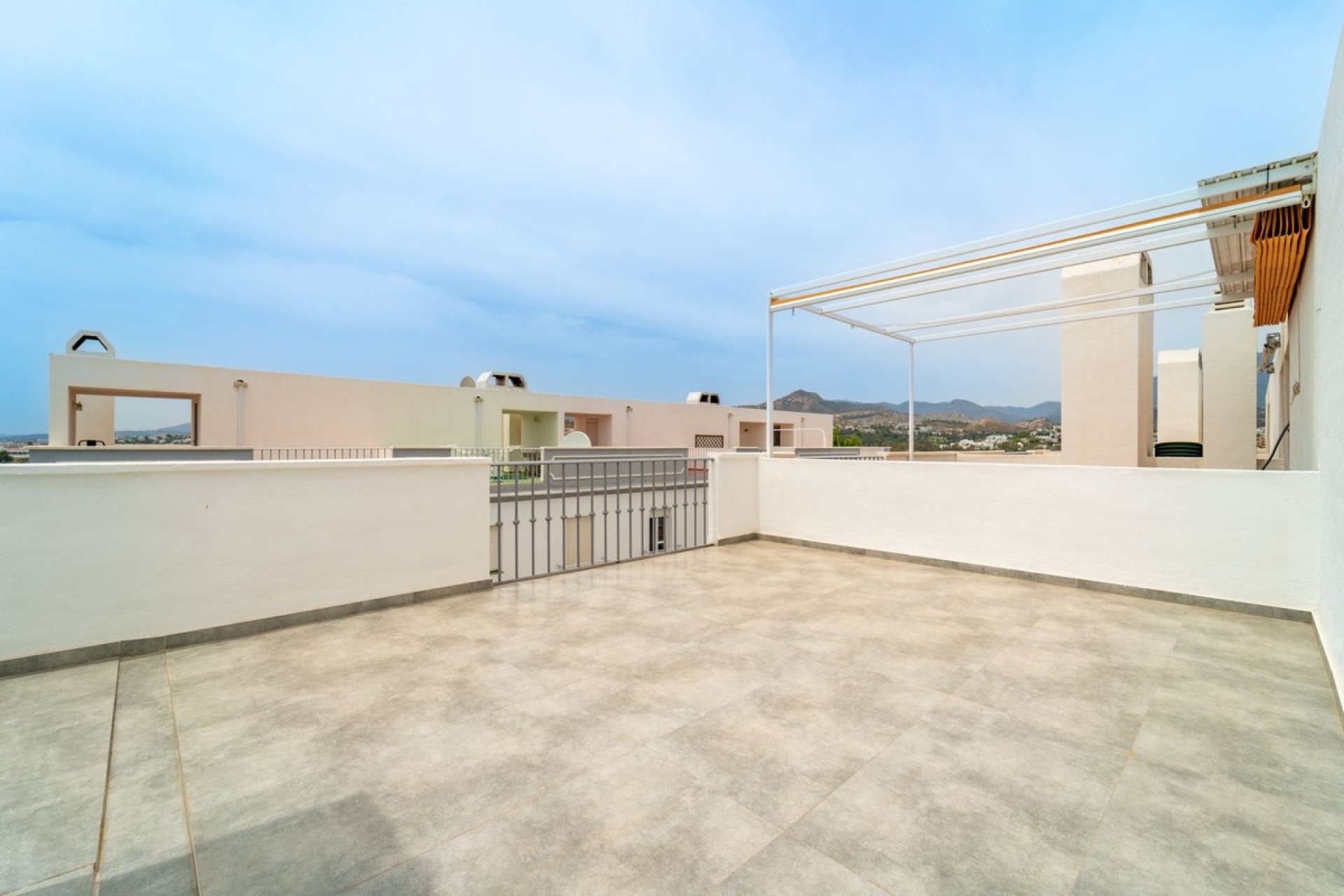 Resale - Town house - Estepona - Estepona Centro