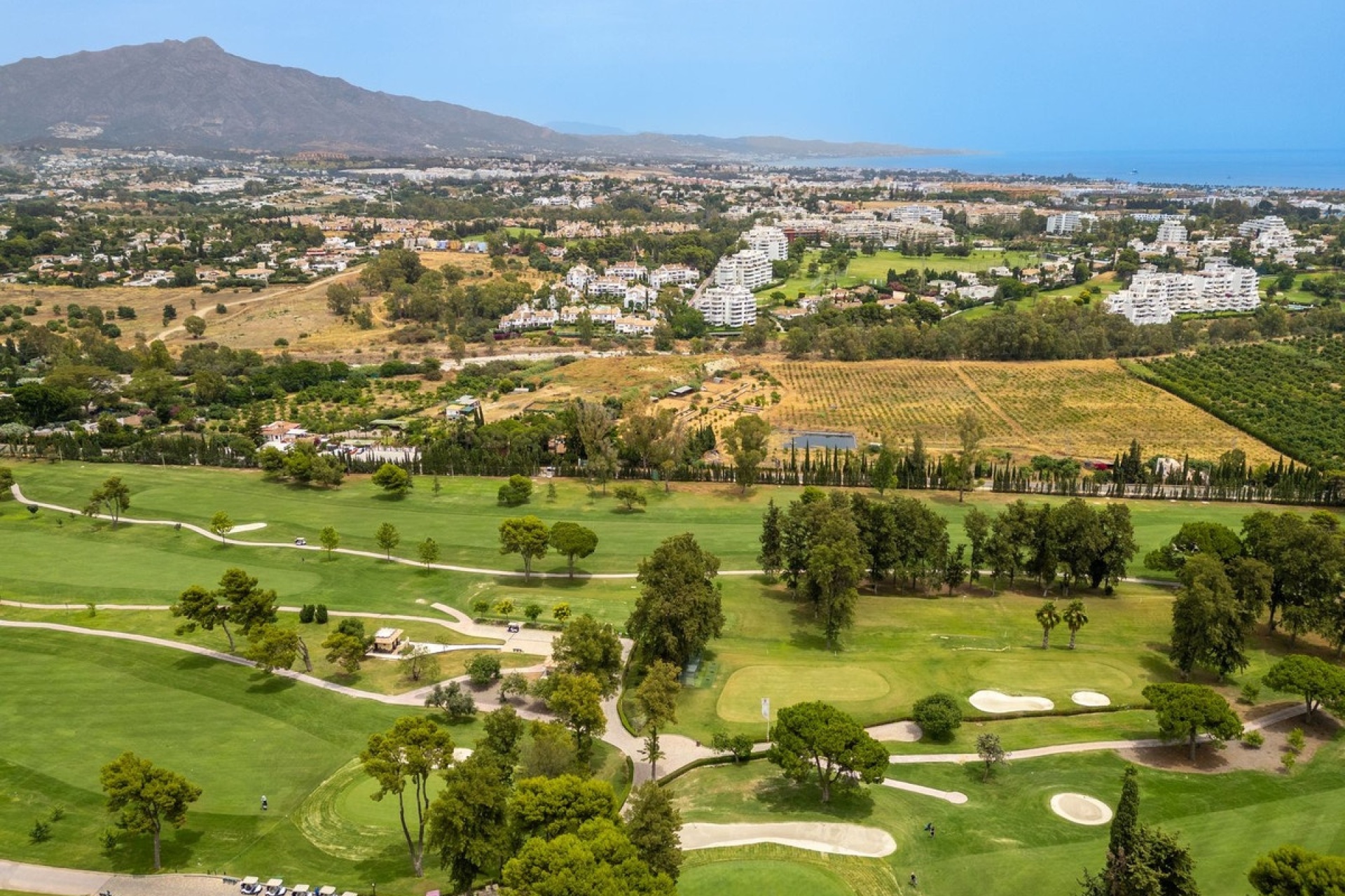 Resale - Town house - Estepona - Estepona Centro