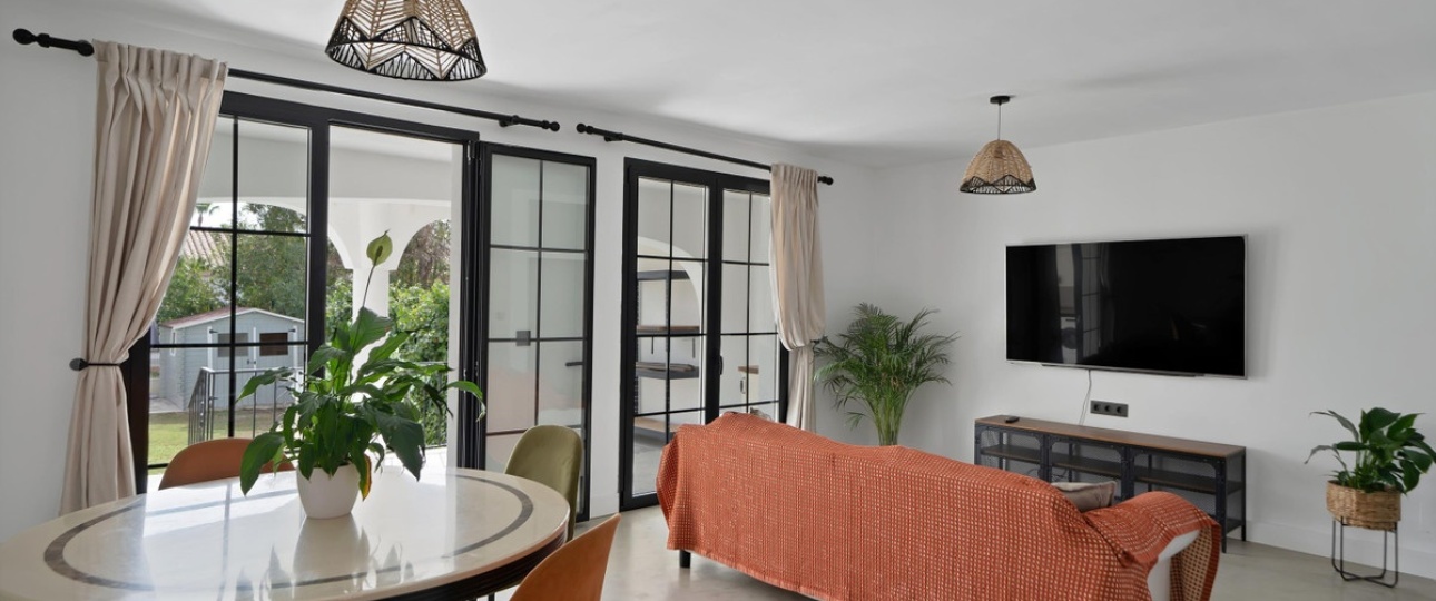 Resale - Town house - Estepona - Estepona Centro