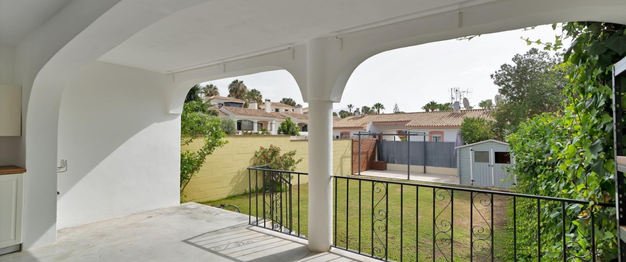 Resale - Town house - Estepona - Estepona Centro