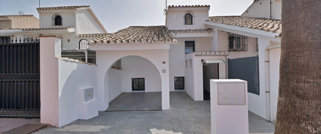 Resale - Town house - Estepona - Estepona Centro