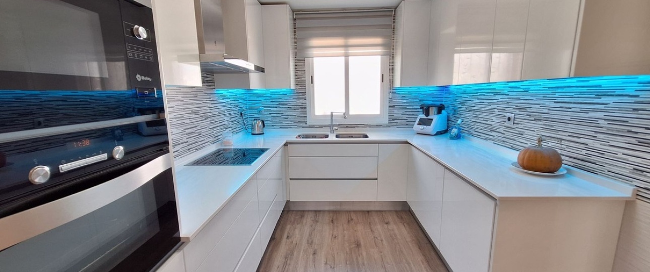 Resale - Town house - Estepona - Estepona Centro