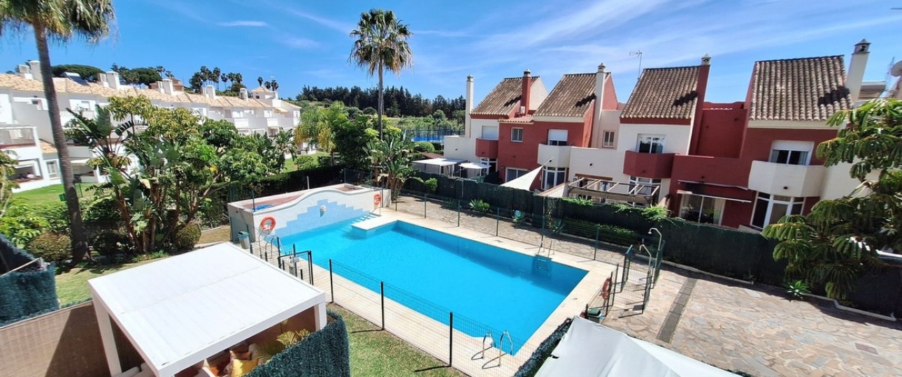 Resale - Town house - Estepona - Estepona Centro