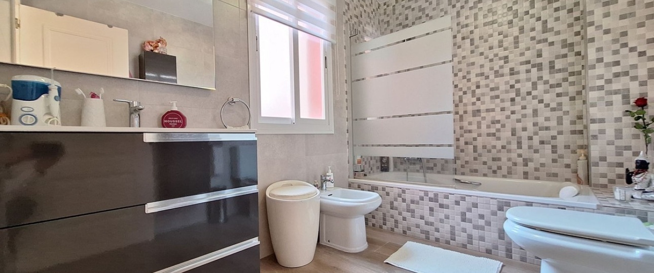 Resale - Town house - Estepona - Estepona Centro
