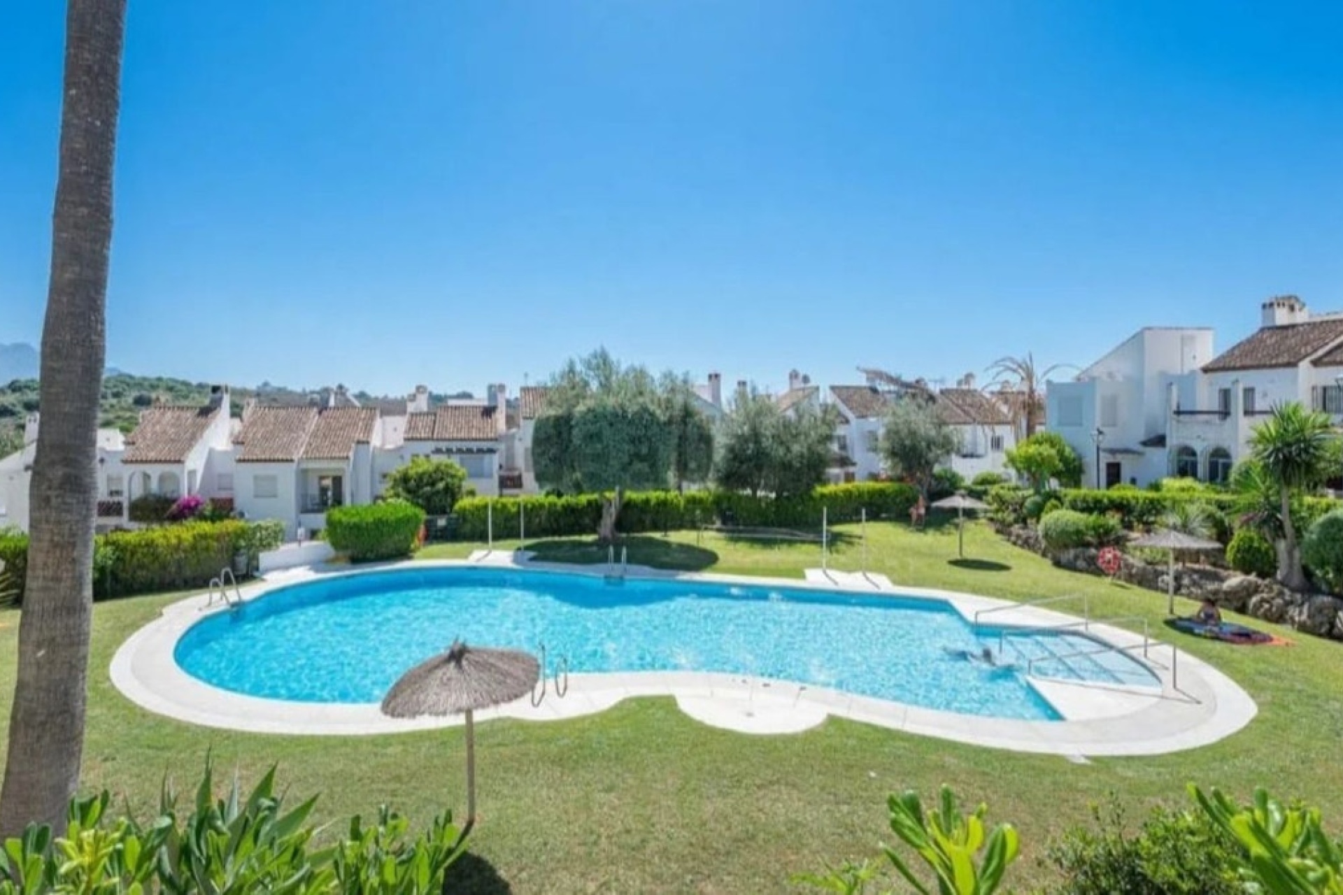 Resale - Town house - Estepona - Estepona Centro
