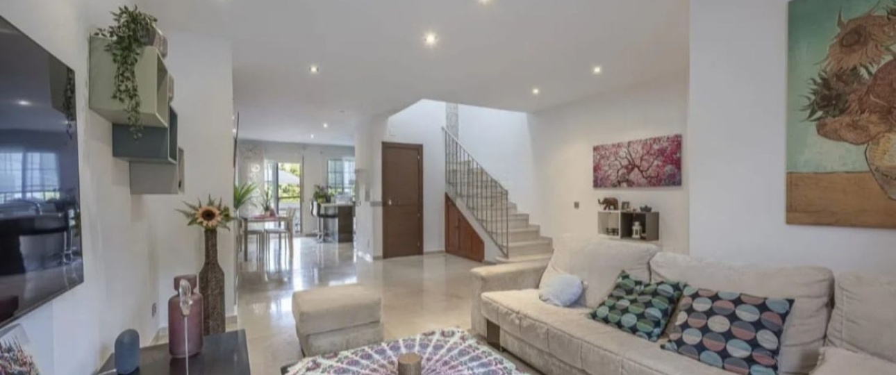 Resale - Town house - Estepona - Estepona Centro