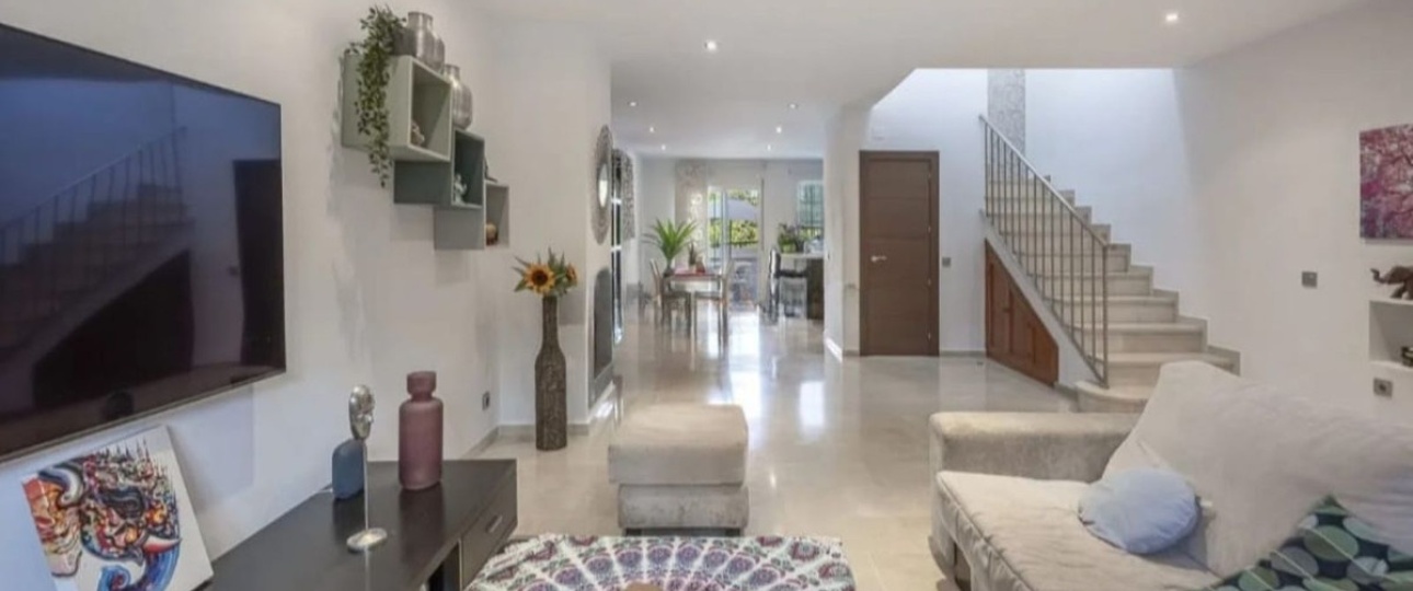 Resale - Town house - Estepona - Estepona Centro