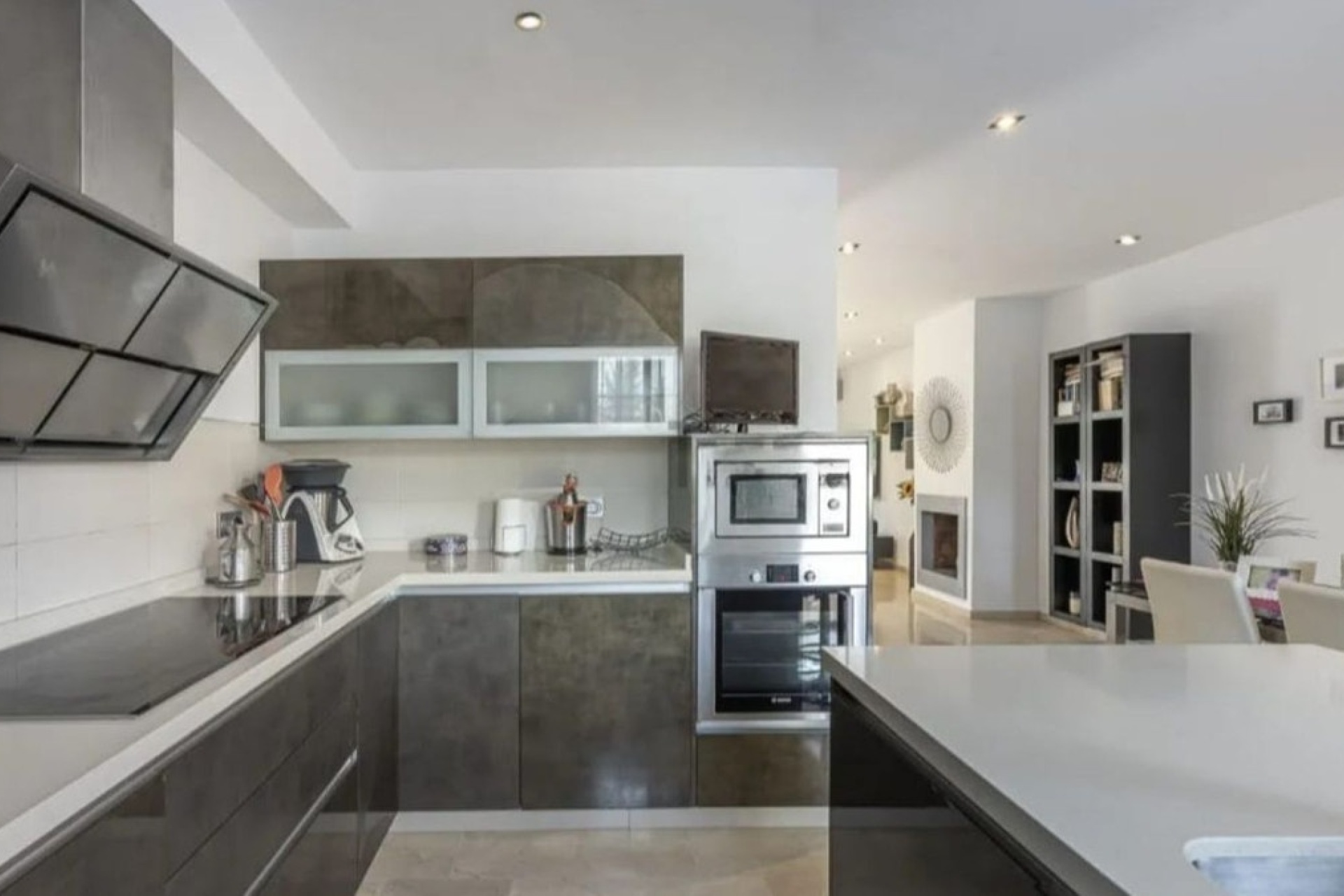 Resale - Town house - Estepona - Estepona Centro