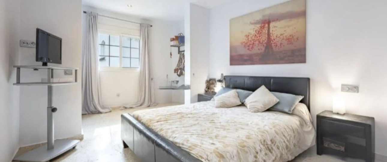 Resale - Town house - Estepona - Estepona Centro