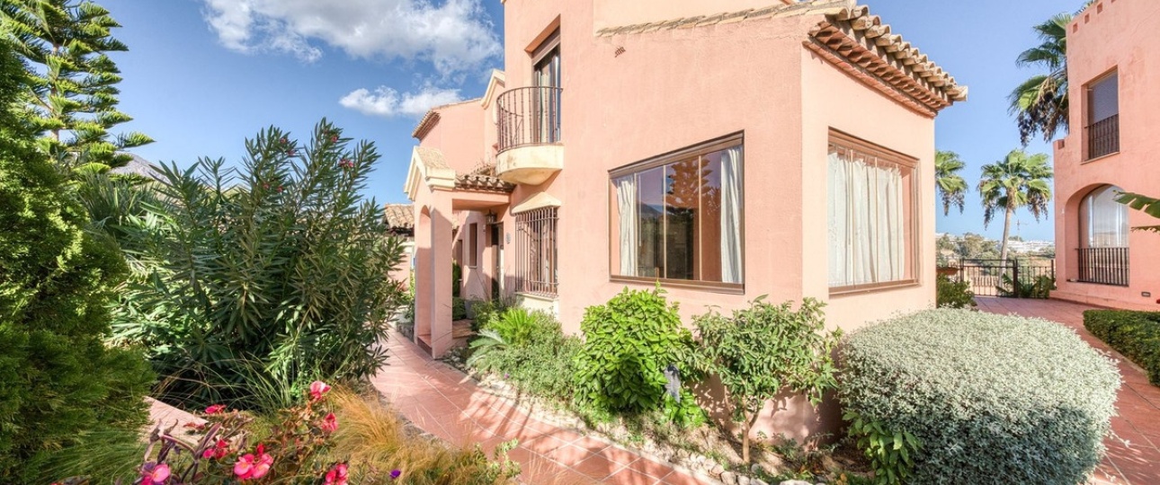 Resale - Town house - Estepona - Estepona Centro
