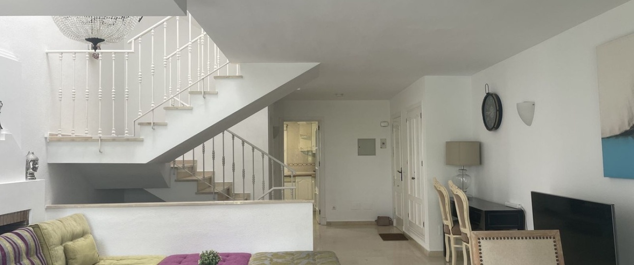 Resale - Town house - Estepona - Estepona Centro