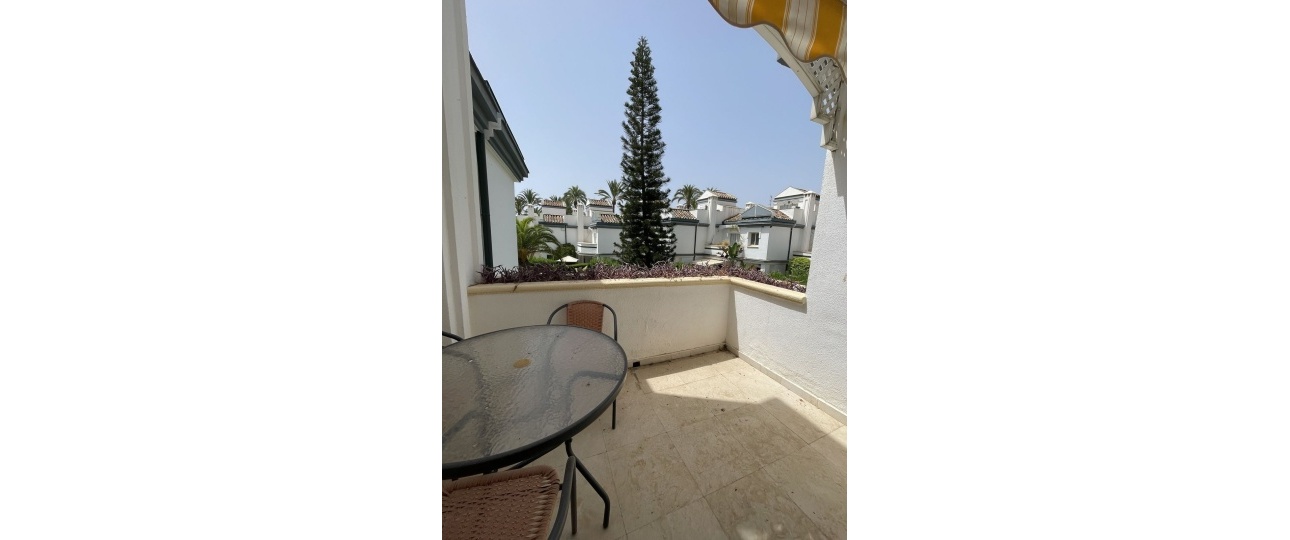 Resale - Town house - Estepona - Estepona Centro