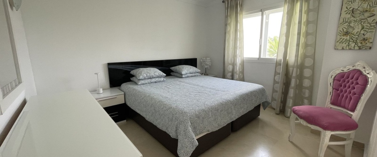 Resale - Town house - Estepona - Estepona Centro