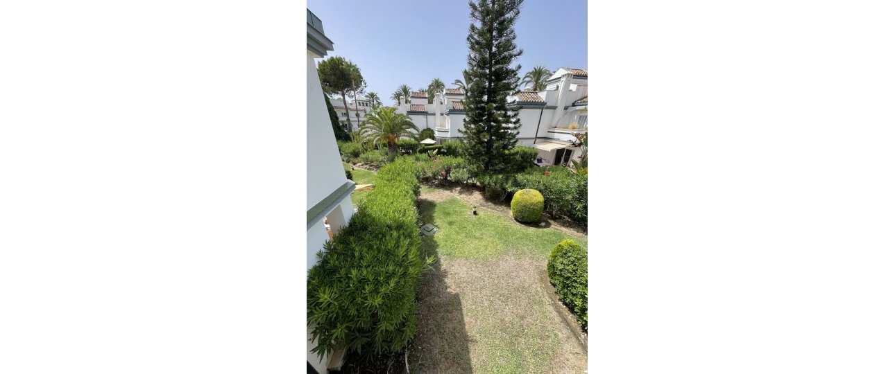 Resale - Town house - Estepona - Estepona Centro