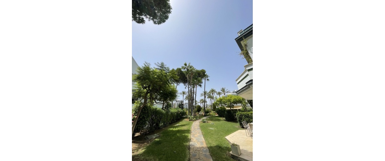 Resale - Town house - Estepona - Estepona Centro