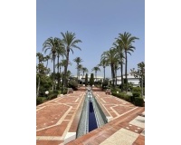 Resale - Town house - Estepona - Estepona Centro