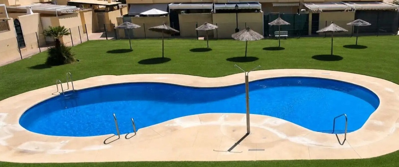 Resale - Town house - Estepona - Estepona Centro