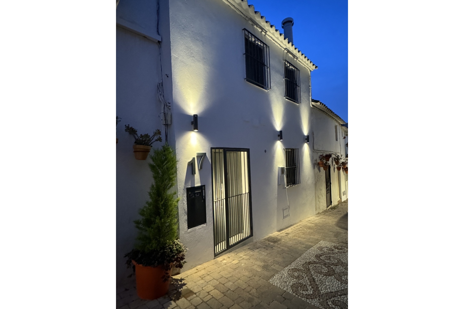 Resale - Town house - Estepona - Estepona Centro