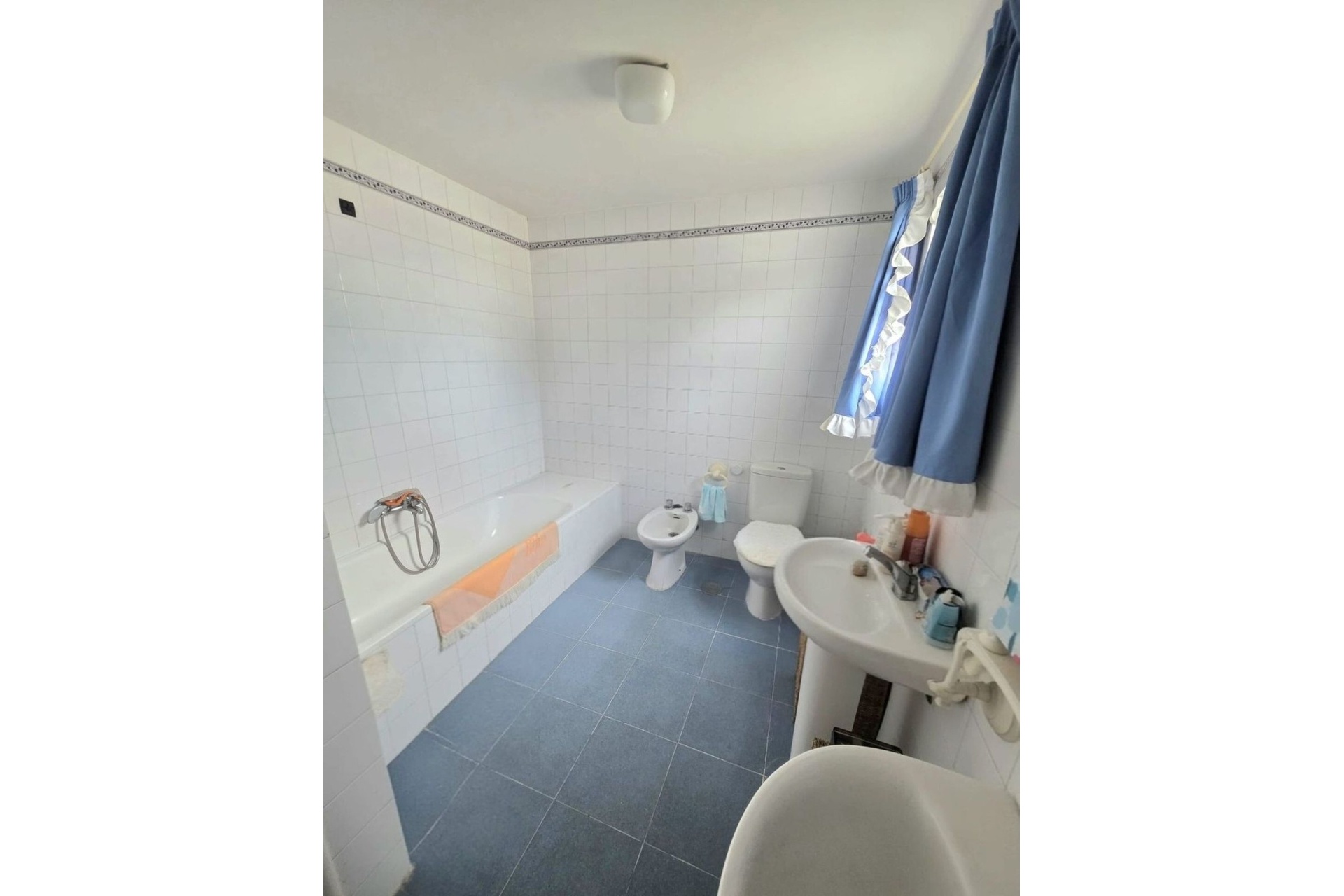 Resale - Town house - Estepona - Estepona Centro