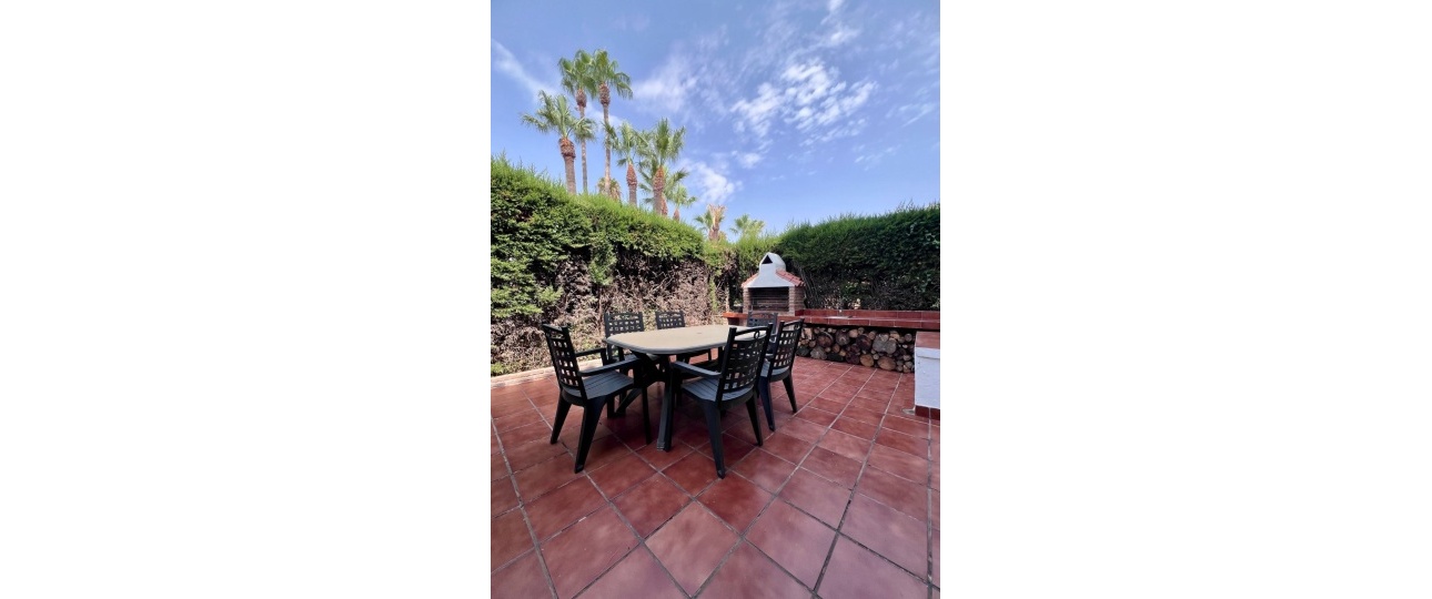 Resale - Town house - Estepona - Estepona Centro
