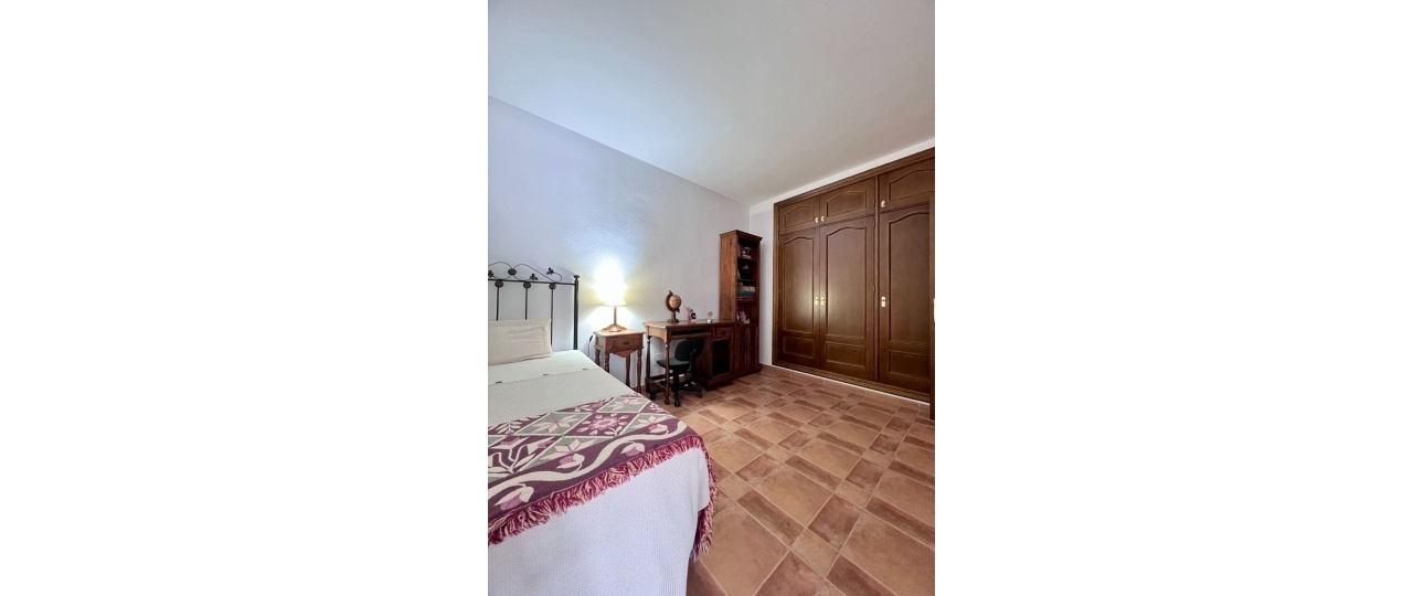 Resale - Town house - Estepona - Estepona Centro