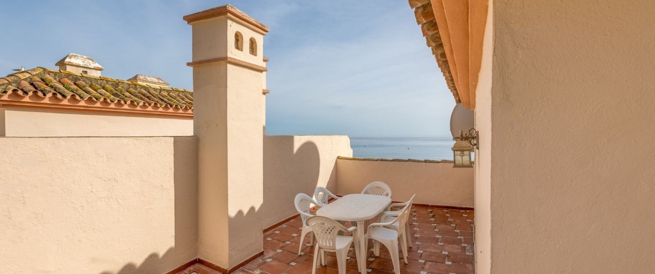 Resale - Town house - Estepona - Estepona Centro
