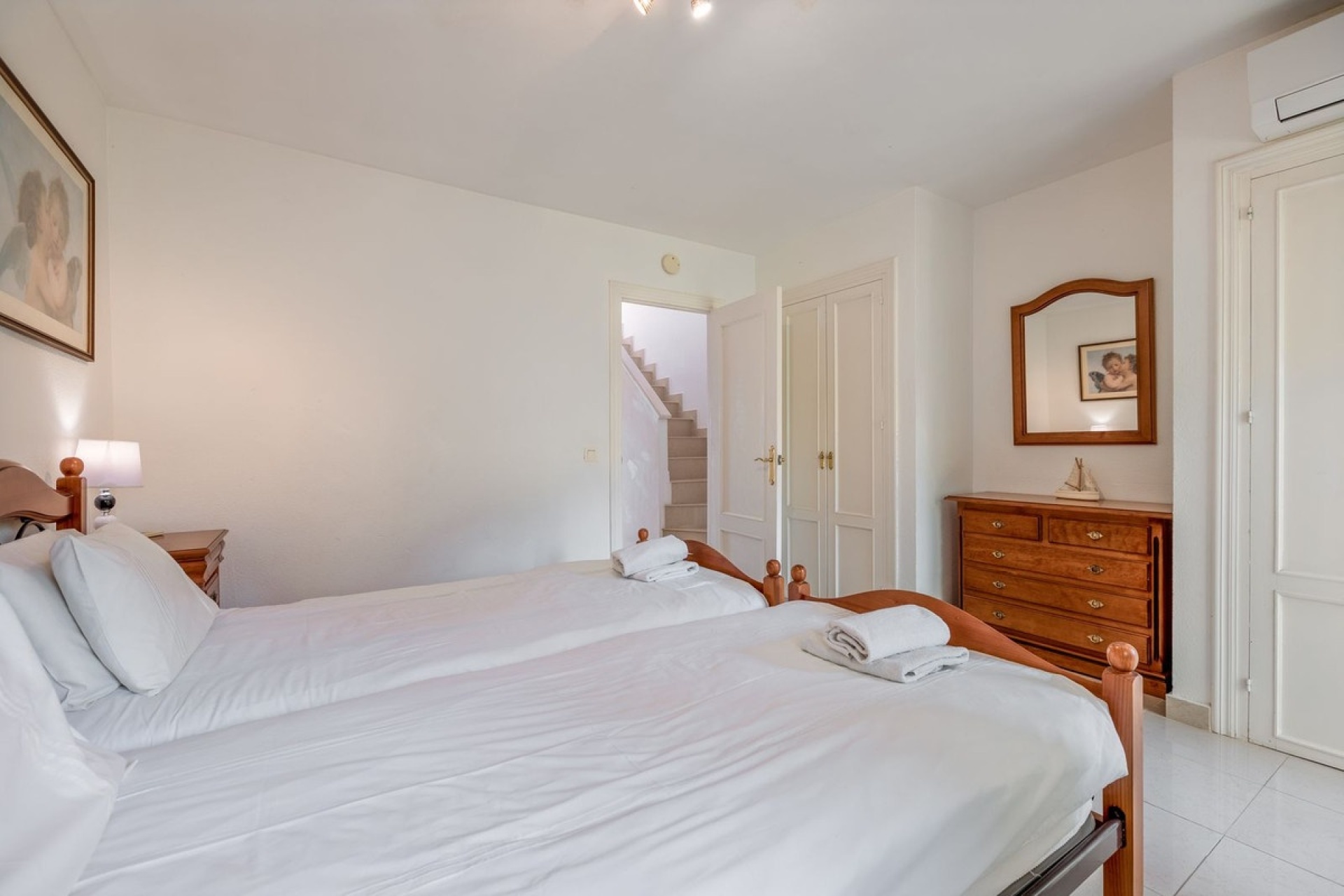 Resale - Town house - Estepona - Estepona Centro