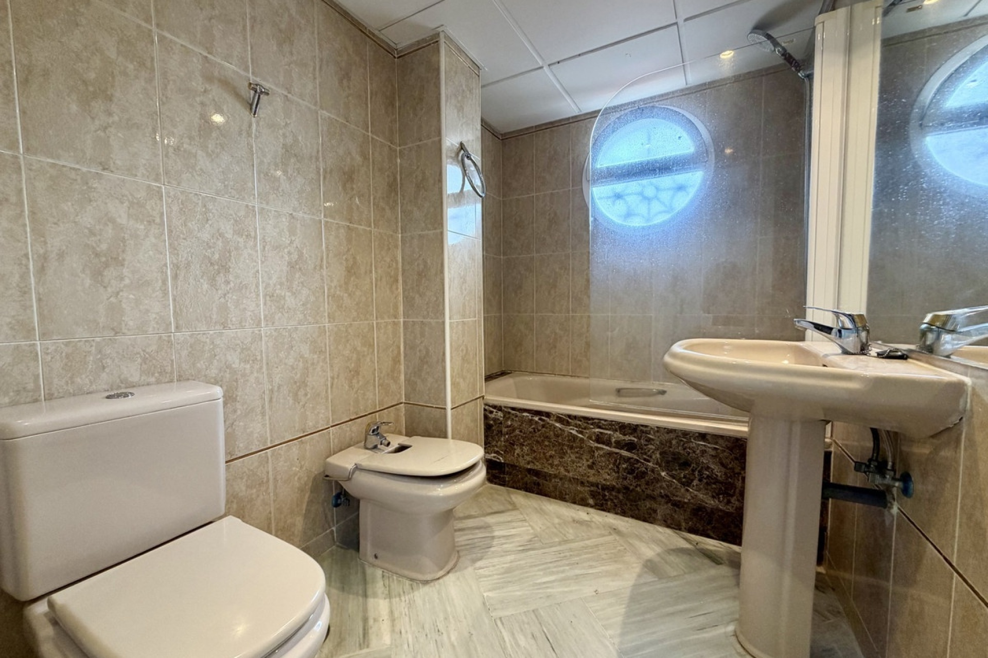 Resale - Town house - Estepona - Estepona Centro
