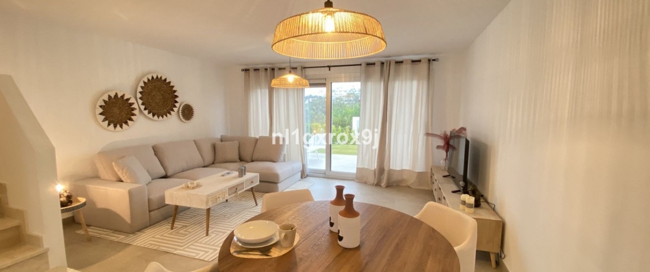 Resale - Town house - Estepona - Estepona Centro