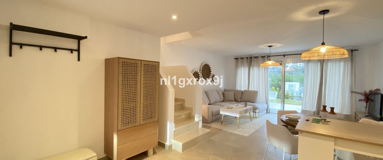 Resale - Town house - Estepona - Estepona Centro