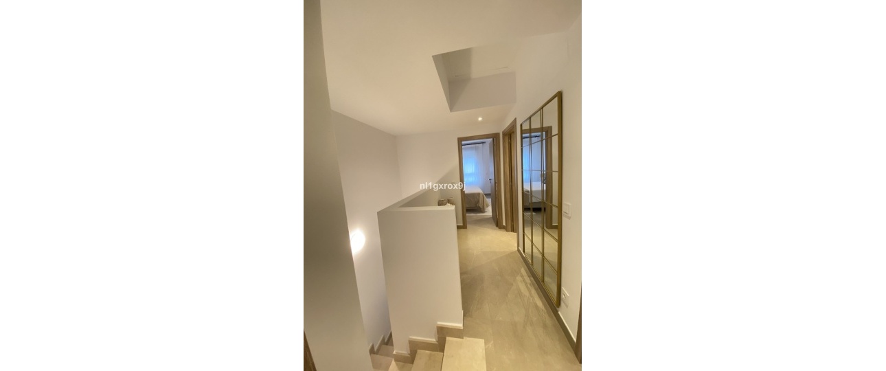 Resale - Town house - Estepona - Estepona Centro