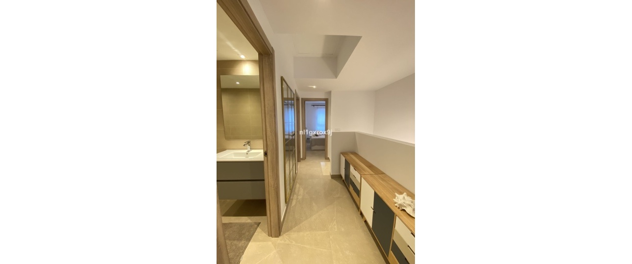Resale - Town house - Estepona - Estepona Centro