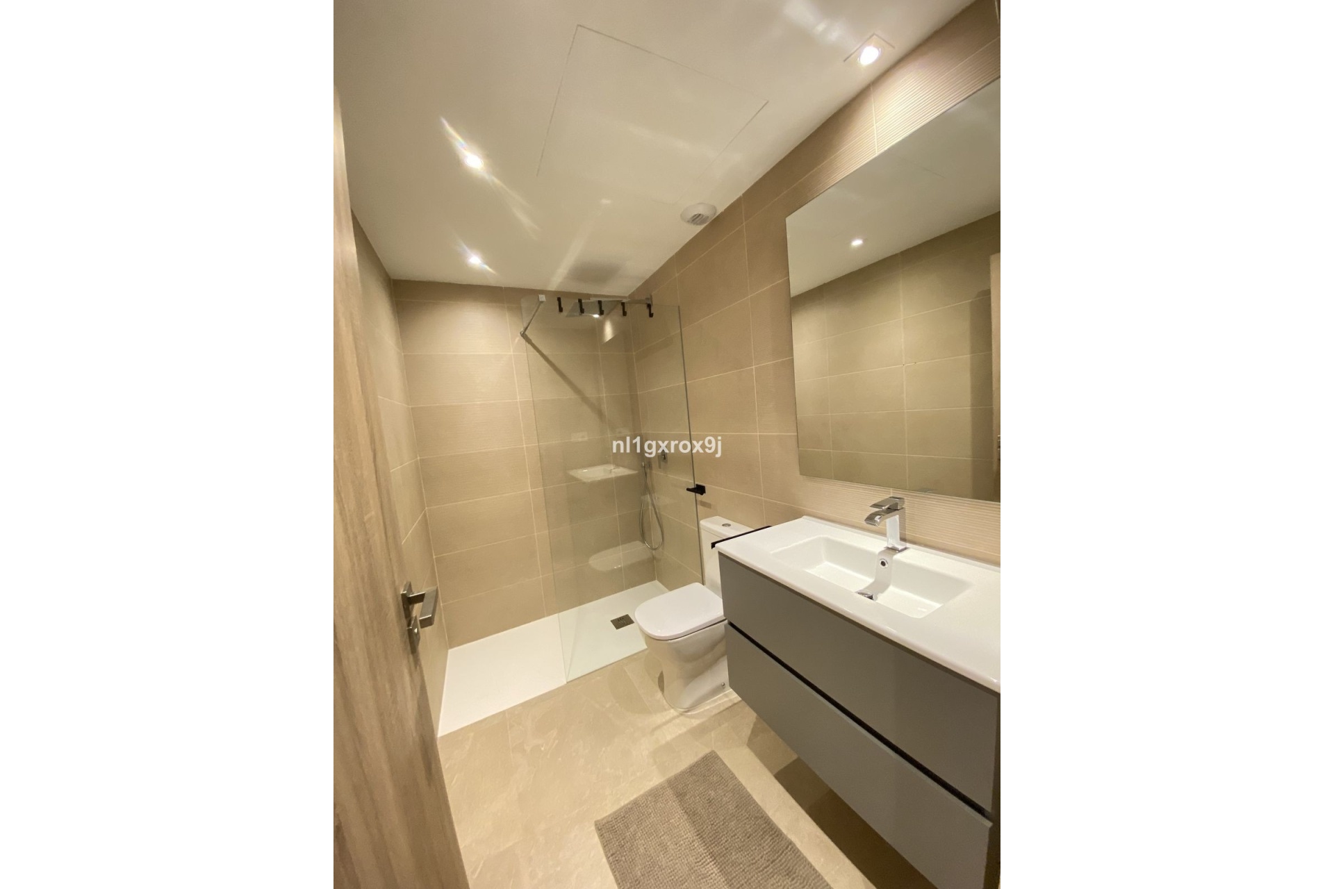 Resale - Town house - Estepona - Estepona Centro