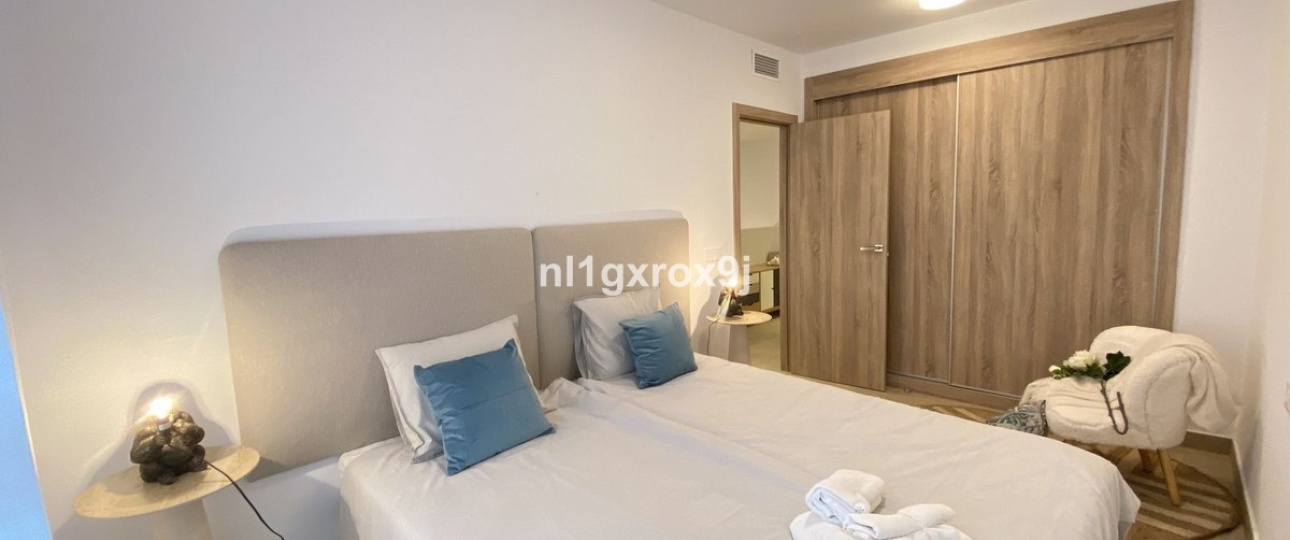 Resale - Town house - Estepona - Estepona Centro