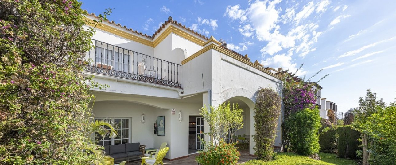 Resale - Town house - Estepona - Estepona Centro