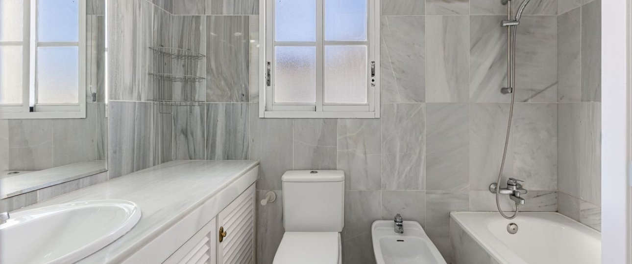 Resale - Town house - Estepona - Estepona Centro