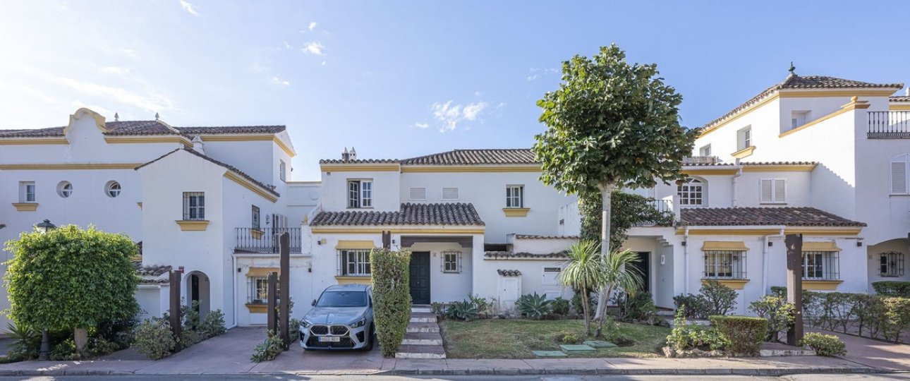 Resale - Town house - Estepona - Estepona Centro