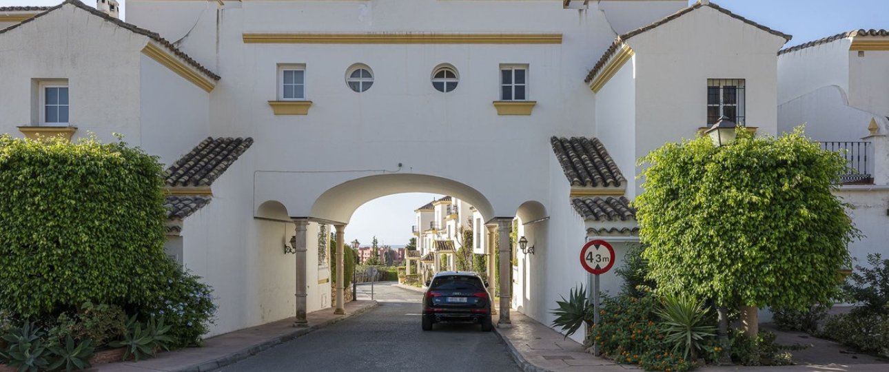 Resale - Town house - Estepona - Estepona Centro