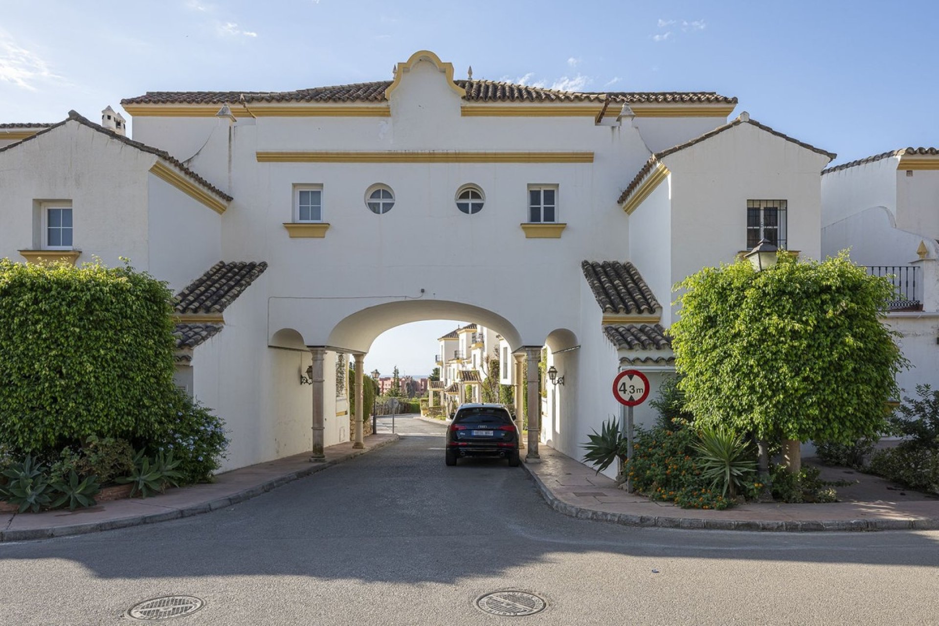 Resale - Town house - Estepona - Estepona Centro