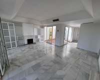 Resale - Town house - Estepona - Estepona Centro